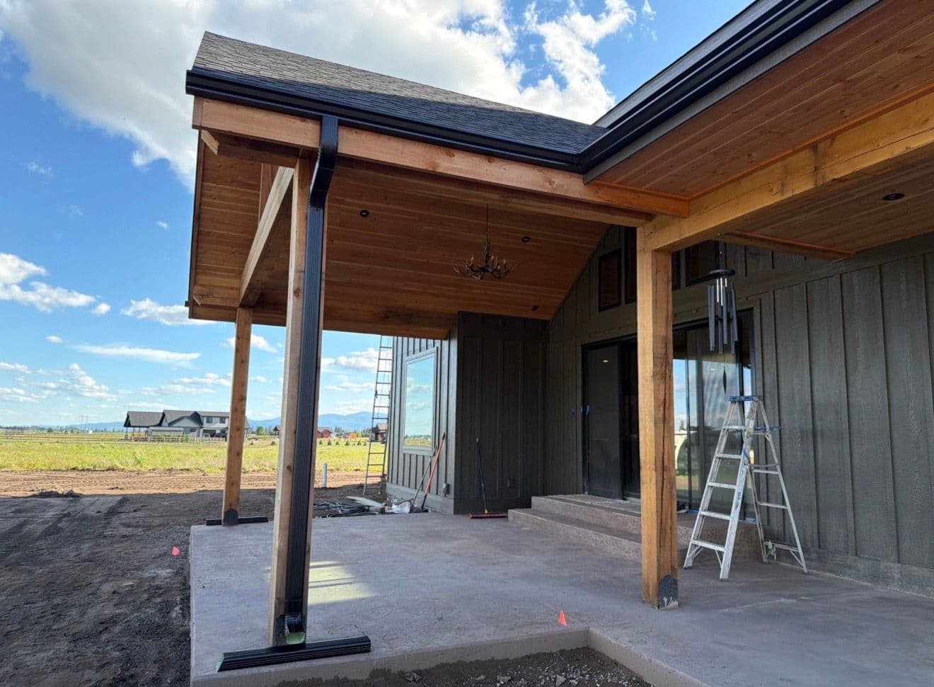 Gallery photos for Black Seamless K-Style Gutters on a Custom New Build: Image #5