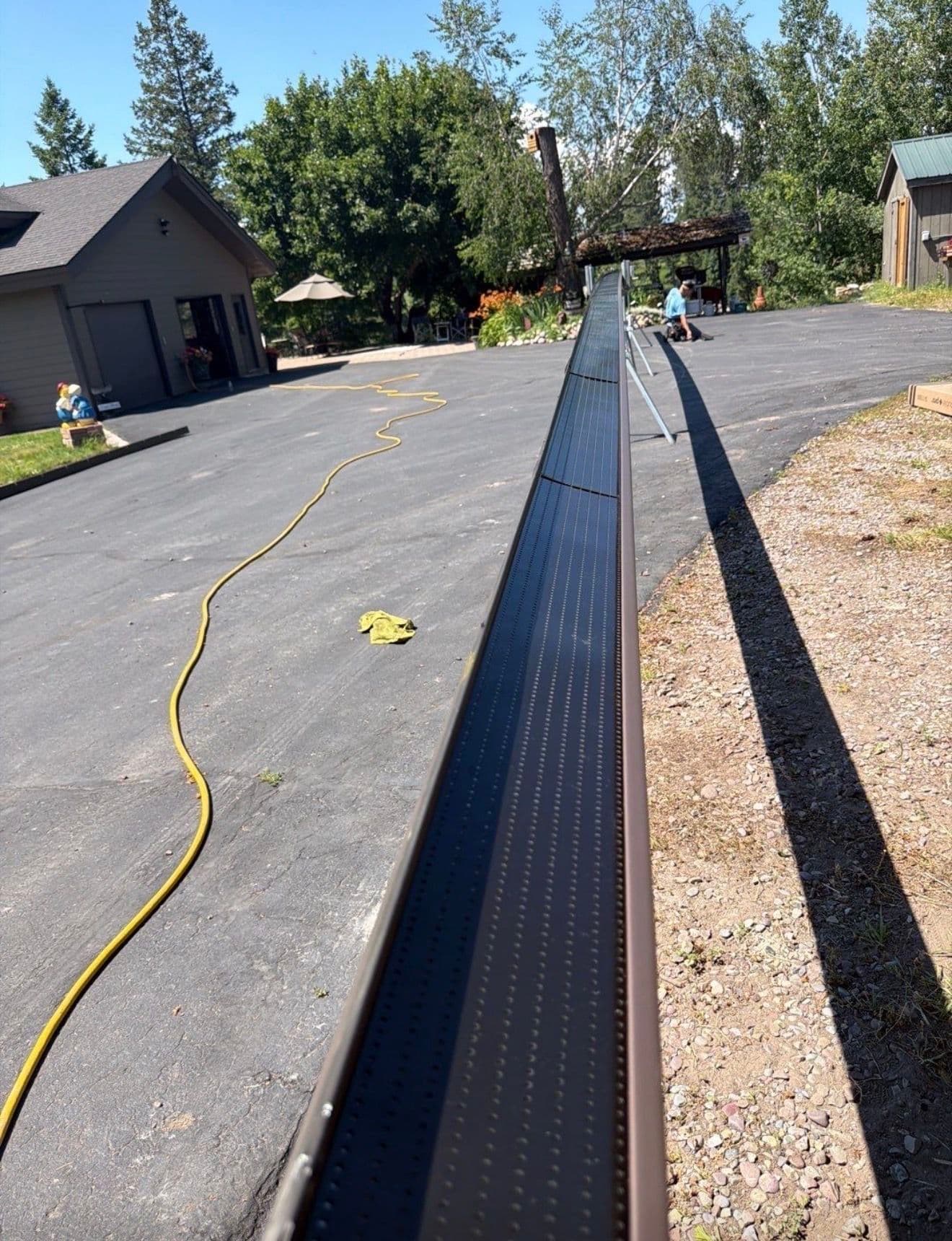 Gallery photos for Seamless Gutters and Leaf Guard Protection on a Large Property: Image #1